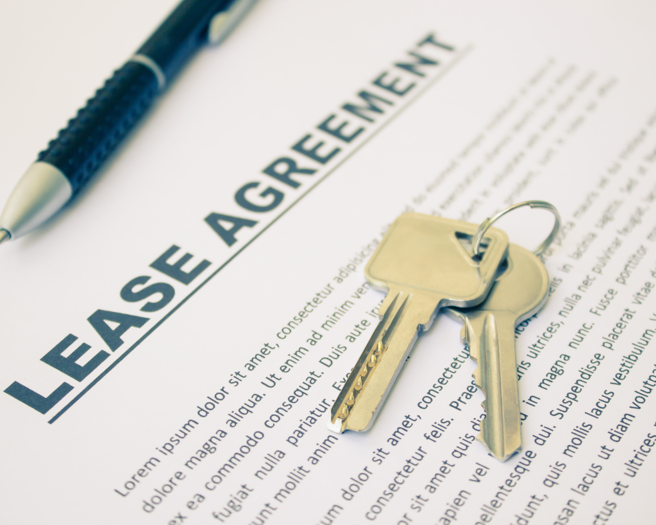 lease-agreement-with-keys